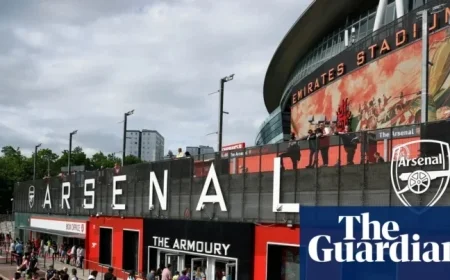 Arsenal Plans Emirates Stadium Expansion to Increase Capacity to 70000 Fans