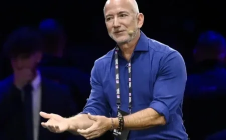 Jeff Bezos Advises Gen Z Entrepreneurs to Build Career Experience Before Launching New Ventures Starting Amazon at 30