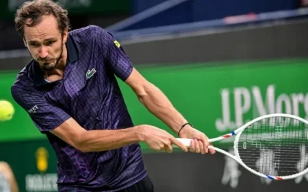 Medvedev set for showdown against De Minaur in Shanghai quarter-finals