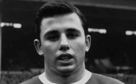 Manchester United Mourns the Loss of Legendary Wing-Half Jimmy Nicholson