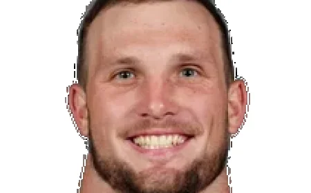 Daniel Bellinger Shines as Leading Receiver on Sunday