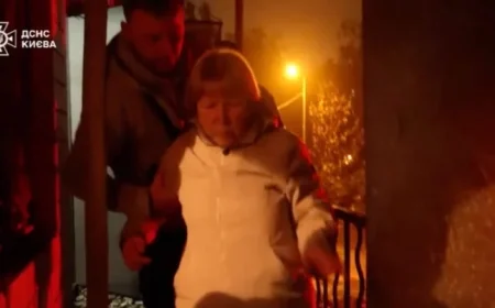 Russia launches major attack targeting Kyiv apartments and energy sites