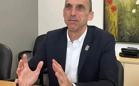 Blaney Commits to Adding 1 km of Dedicated Lanes on Guillaume-Couture