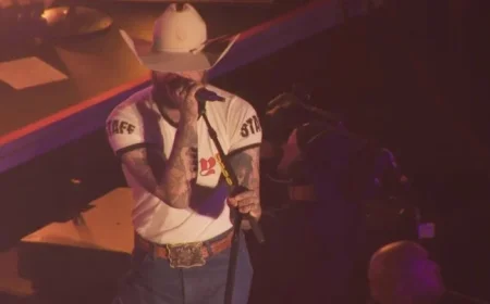 Post Malone Attracts Huge Audience with Complimentary Broadway Performance