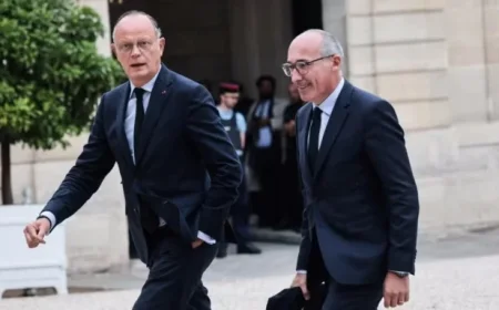 LIVE Political Crisis Update Marine Tondelier Asserts Prime Minister Won’t Be Left-Leaning After Crisis Talks at the Elysee No Censorship Assurance from Socialists