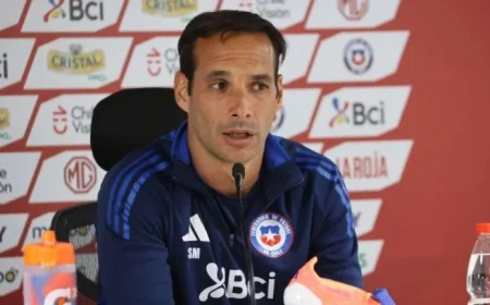 Miranda Highlights the Role of Young Players Ahead of Friendly Match Against Peru