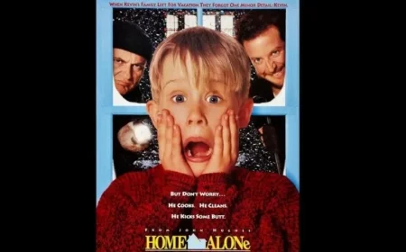 Macaulay Culkin Reflects on Home Alone 35 Years Later at AC Event