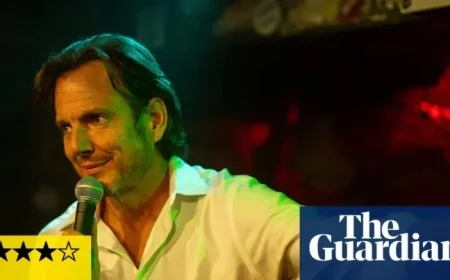 Bradley Cooper Delivers a Charming Hit with His Comedy of Comedians in Is This Thing On Review