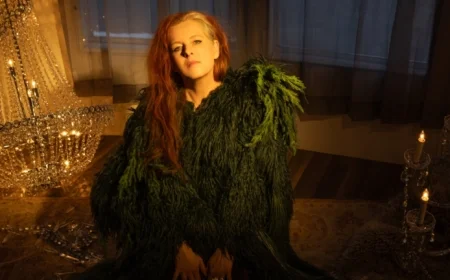 Neko Case Leaves Stage Amid Controversy Over Armed Guard at Venue Reports