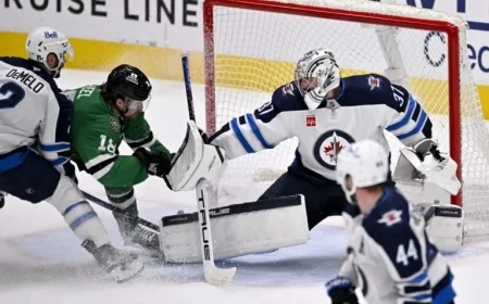 NHL Daily Betting Guide: Key Insights for Thursday’s Exciting 14-Game Slate