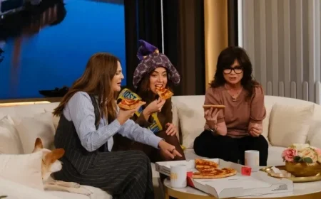 Aubrey Plaza Enjoys Grotto Pizza on Drew Barrymore Show Celebrating Most Famous Delawarean Award