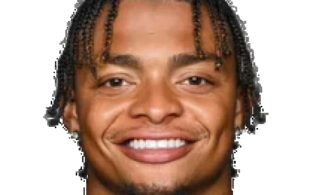 Justin Fields Cleared to Play: Off Injury List for Week 6