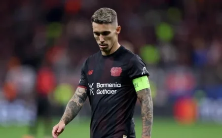 Live Football Transfer Market Updates: Latest Signings, Departures, Rumors, and Deals Today