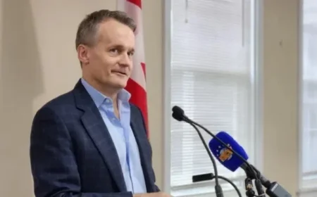 Seamus O’Regan Supports Labrador Hydro MOU Amid Scrutiny