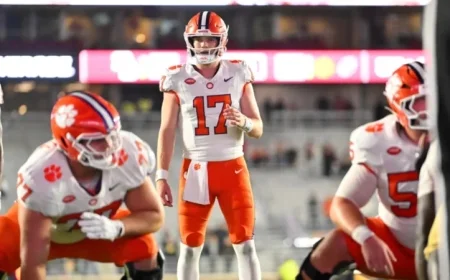 Will Vizzina Step Up if Klubnik is Unavailable for SMU Matchup