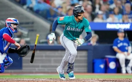 Seattle Dominates Toronto in MLB Championship Series Opener