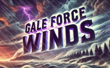 Michigan Braces for Gale Warning and Massive 7-Foot Waves Overnight on Lake Superior