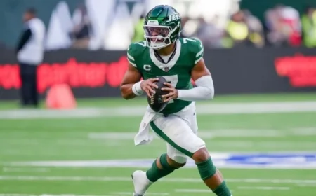 Week 6 Standouts and Setbacks: Dowdle Shines as a Starter; Is It Time to Cut Ties with Fields