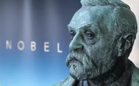 AI Expert or Inequality Specialist: Who Will Win the Next Economics “Nobel Prize”?