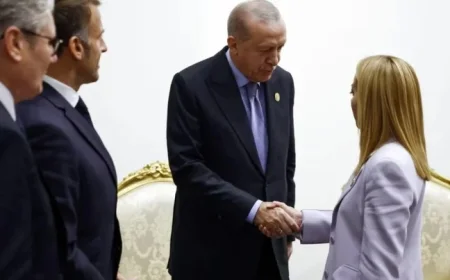 Erdogan Urges Meloni to Quit Smoking While Macron Believes It’s Hopeless