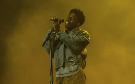 Daniel Caesar’s Houston Pop-Up Concert Attracts 1500 Fans Before Being Shut Down by Law Enforcement