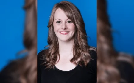 Discover How Samantha Edwards’ Traffic Light System Transformed NP Digital’s Client Chaos Into Clear Success