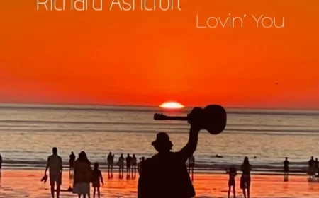 Richard Ashcroft Unveils New Track Lovin You