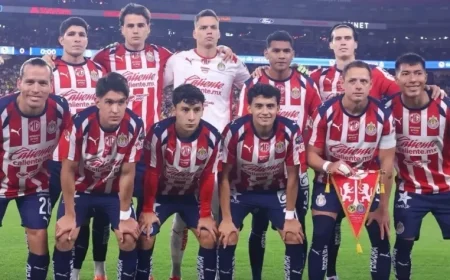 Player Renews Contract With Team Putting More Distance From Chivas