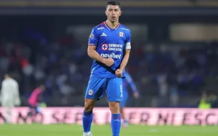 Cruz Azul Secures Contract Renewal with Erik Lira According to Sources