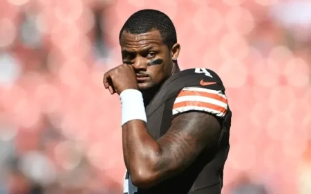 NFL Insider Reveals Concerning Injury News About Browns Quarterback Deshaun Watson