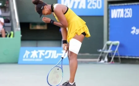 Tearful Osaka Triumphs Over Injury to Enter Japan Quarter-Finals