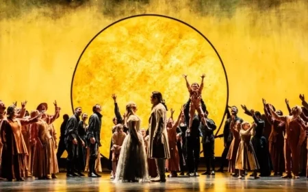 The Magic Flute Triumphantly Returns to the Royal Opera House Combating Sun’s Heat