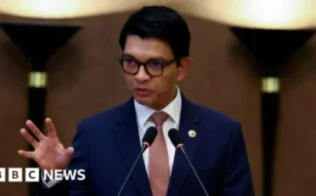 Pakistan Triumphs Over South Africa Ending Proteas Winning Streak in Lahore Victory