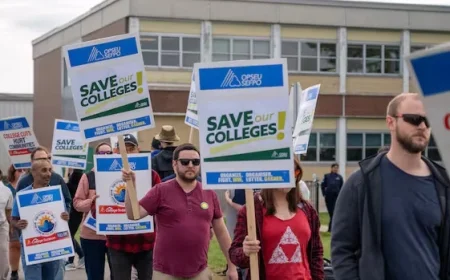 Ontario college support workers secure tentative agreement ending month-long strike
