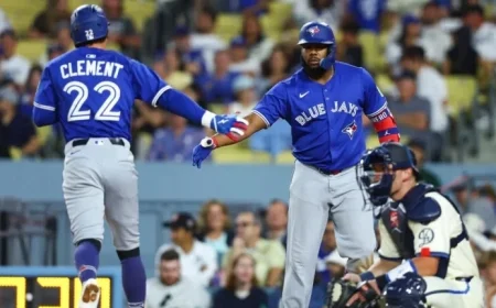 Five Blue Jays Players Earn Gold Glove Award Finalist Spots
