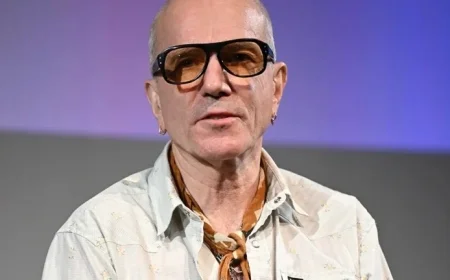 Daniel Day-Lewis Defends Method Acting Against Critics Who Misunderstand Its Complexity Compares it to a ‘Cult’ Experience