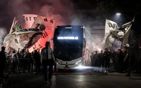 Vojvoda Highlights Santos Fans’ Support and Unique Atmosphere at Vila During Derby Clash