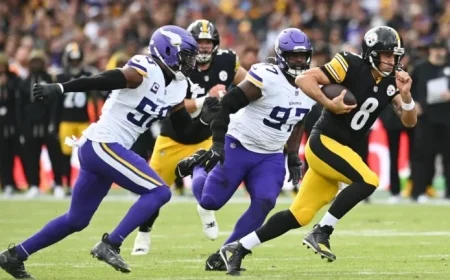 Historic QB Showdown: Joe Flacco and Aaron Rodgers Face Off in a Vintage Duel