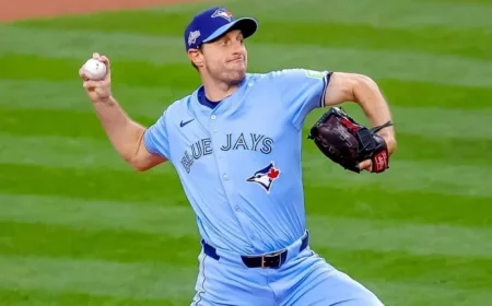 Max Scherzer’s Dominant Performance Ignites Blue Jays to Even Series with Mariners