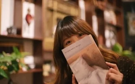 Baek Se-hee, Beloved Author of ‘I Want to Die but I Want to Eat Tteokbokki,’ Passes Away at 35