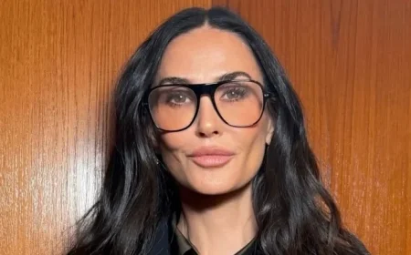 Demi Moore’s Stunning Transformation Has Fans Buzzing with the Same Question