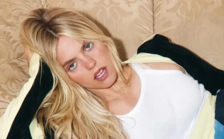 Reneé Rapp Shines in Sophomore Era with a Bold and Edgier Return