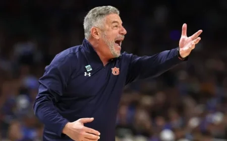 Bruce Pearl Takes Center Stage on TNT’s New College Basketball Studio Show The Athletic Reports