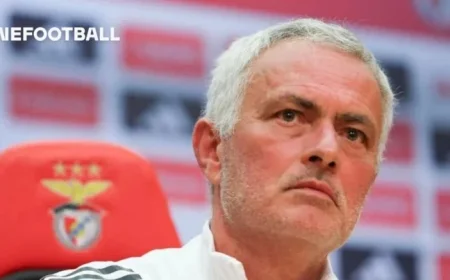 Mourinho Expresses Discontent with Performance Despite Achieving Goals