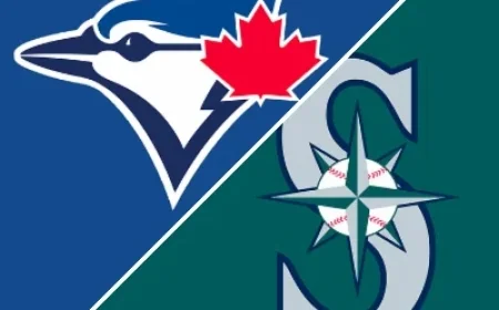 Blue Jays Triumph Over Mariners 8-2 with Dominant Performance Game Recap October 17 2025
