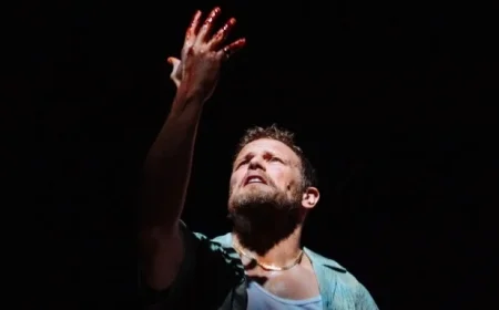 First Look Photos Released by Royal Shakespeare Company Featuring Sam Heughan and Lia Williams in Macbeth