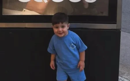 Enzo Fernandez’s Son Reacts to Seeing His Father on a Street Advertisement
