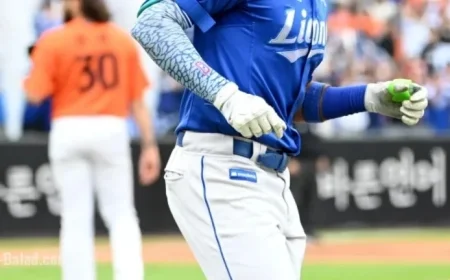 Diaz Lands Opening Blow Against Ponce in Thrilling Matchup