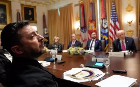 Trump Reverses Stance on Ukraine and Voices Support for Putin Again