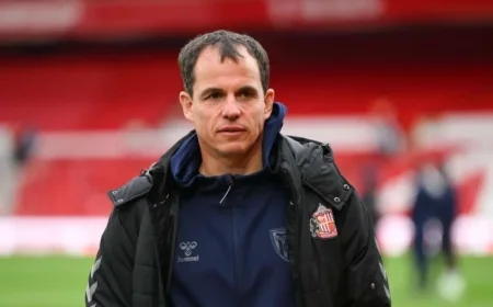 Sunderland’s Regis Le Bris Expresses Sympathy for Wolves Before Upcoming Clash